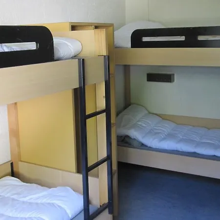 Harba Lorifa Хостел