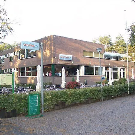 哈尔巴洛瑞法旅舍 旅馆