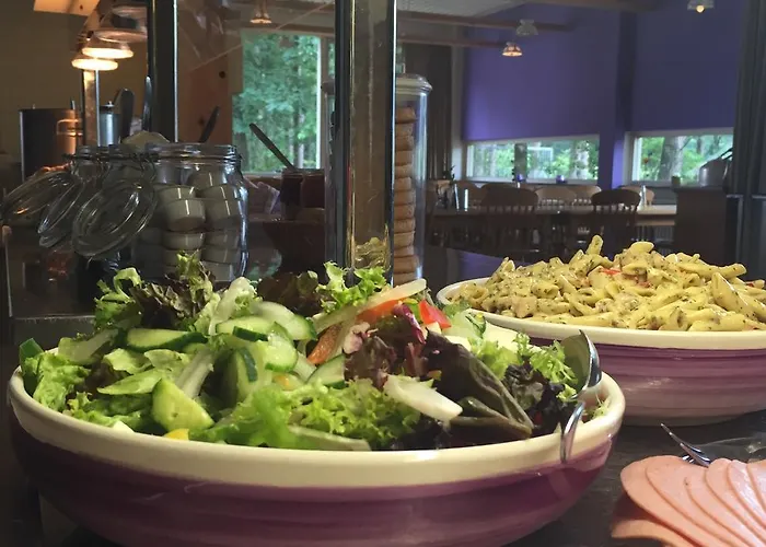 Harba Lorifa فالْكينسْفارد